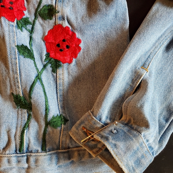 Embroidered jean jacket - Picture 5 of 5